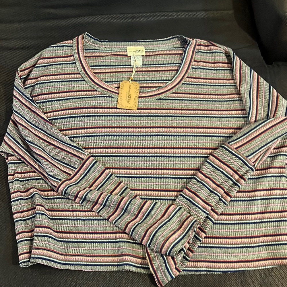 NWT cropped striped long sleeve top size L Natural Life